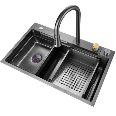Moderne schwarze Edelstahl-Küchenspüle mit Glasspülmaschine und Wasserfalldesign