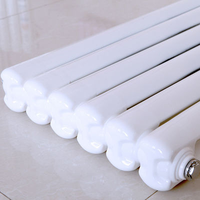 Heizung für den Haushalt Thermostat-Aluminiumradiator aus zusammengesetztem Stahl mit Warmwasserkreislauf